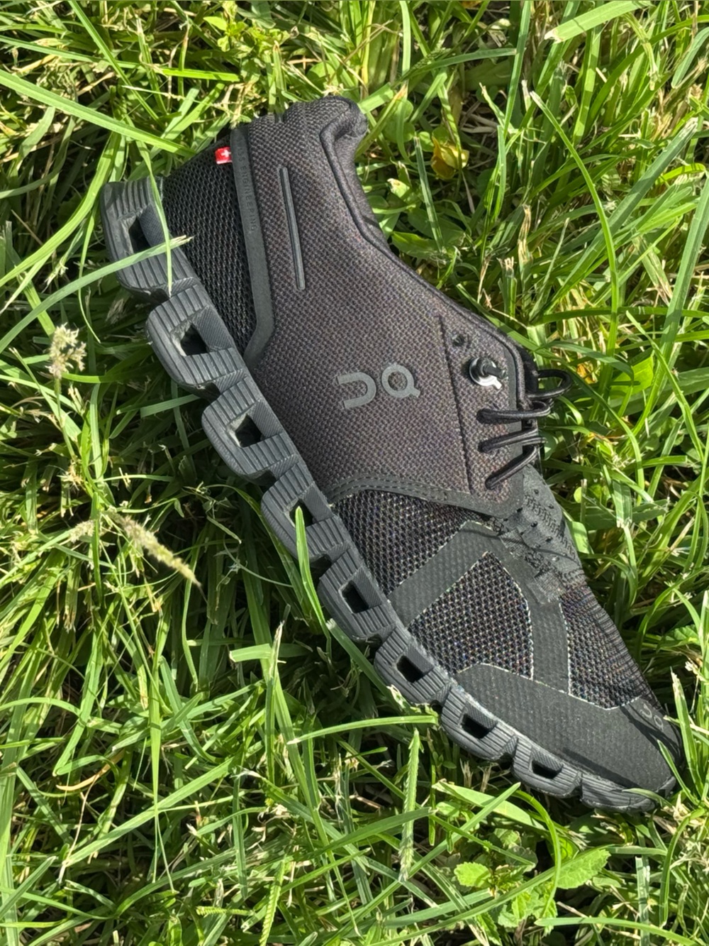 Women’s On Cloud 6 Waterproof Running Shoes - Size US W 7 - Picture 3 of 16